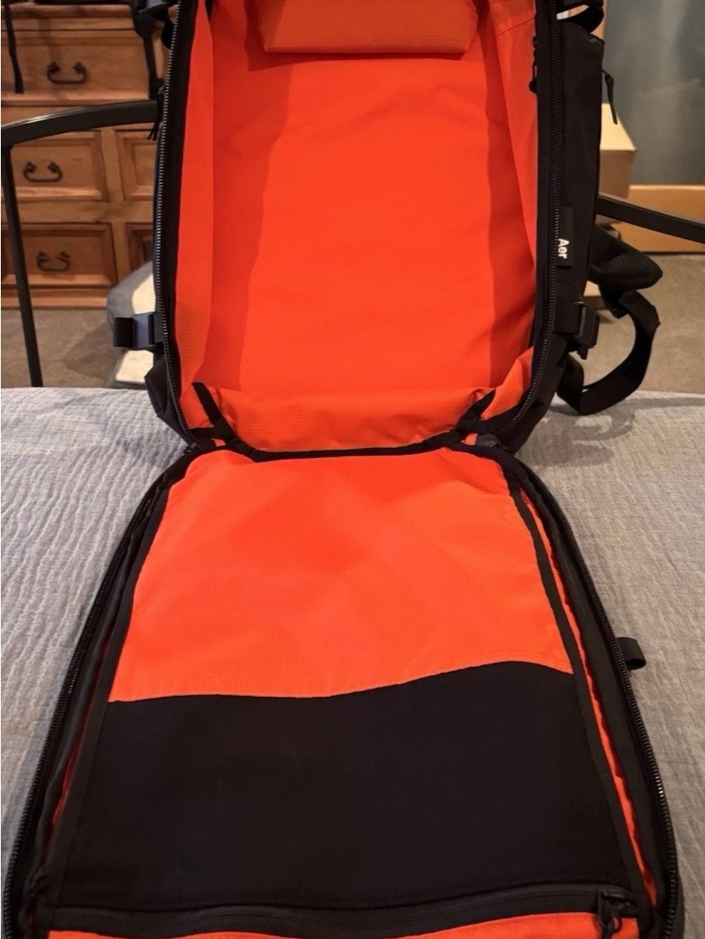 Aer Travel Pack 3 X-Pac 35L Backpack | Black | - Picture 4 of 10